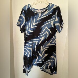 LuLaRoe Tshirt XL